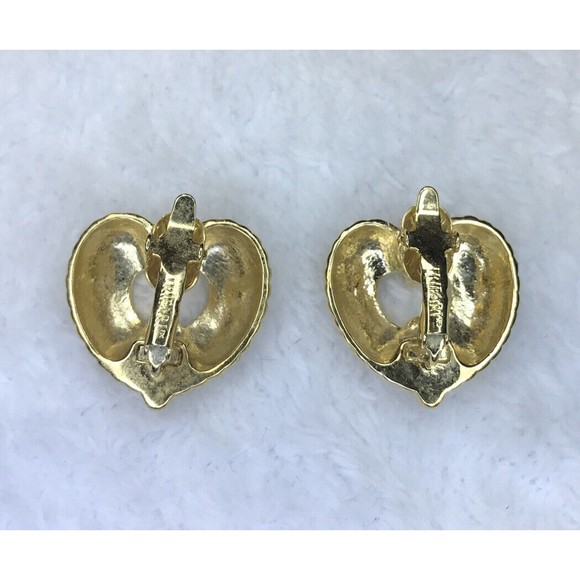 Vintage Trifari Signed Clip On Earrings Gold Tone Heart Earrings - Picture 3 of 4